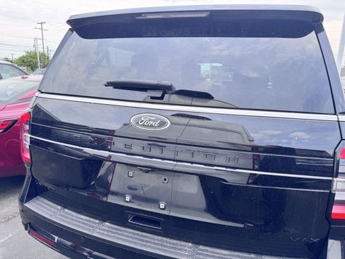 Used 2022 Ford Expedition Max Limited AWD/4WD image 5