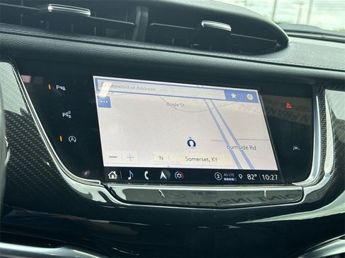 Used 2024 Cadillac XT6 Sport w/ Technology Package image 24