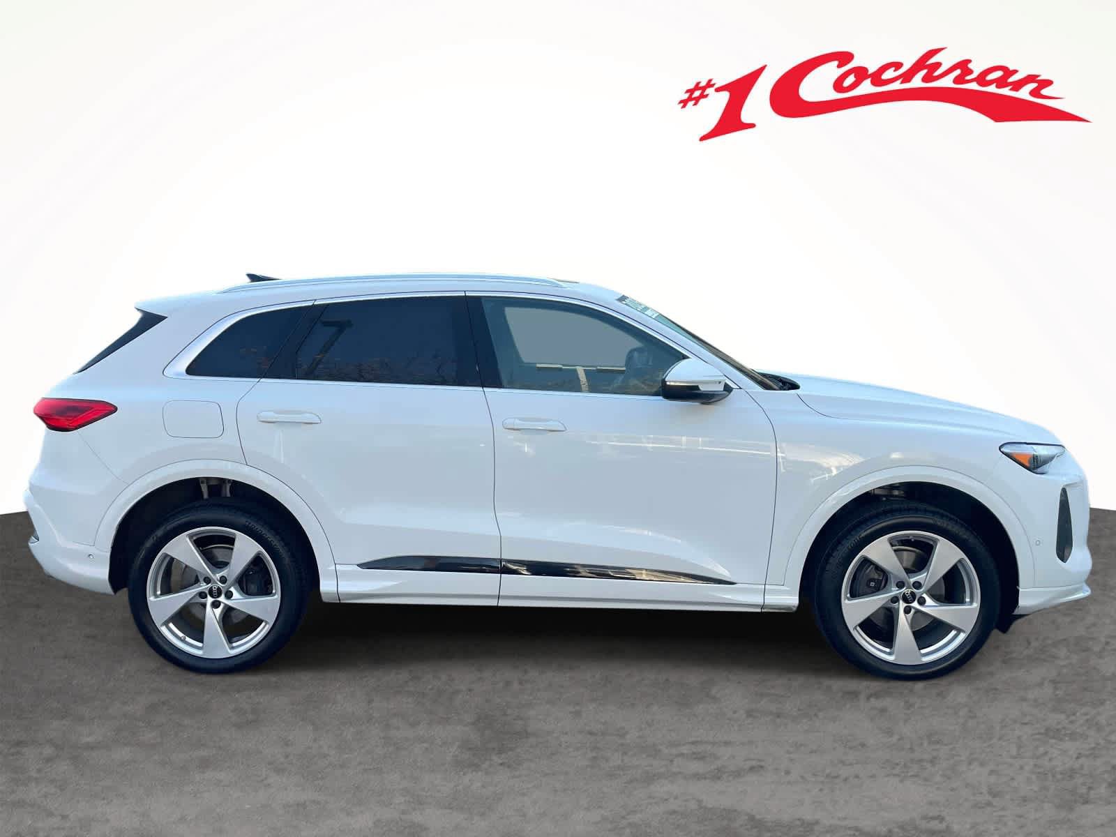 Certified 2025 Audi Q5 Premium Plus AWD/4WD image 6