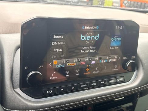 Used 2022 Nissan Rogue SL w/ SL Premium Package FWD image 36