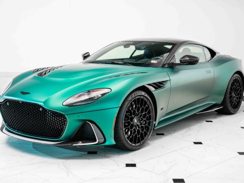 Used 2023 Aston Martin DBS Coupe RWD image 34