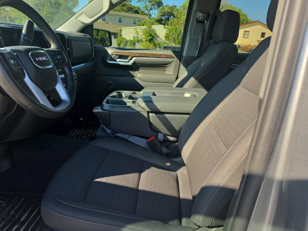 Used 2023 GMC Sierra 1500 Elevation AWD/4WD image 8