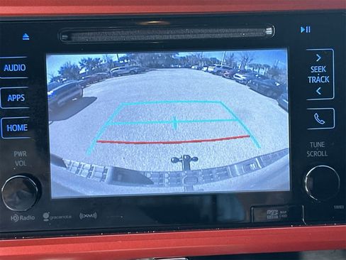 Used 2018 Toyota Tacoma TRD Sport image 21