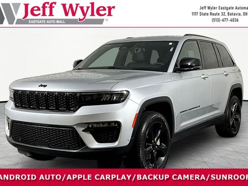 Used 2025 Jeep Grand Cherokee Limited w/ Luxury Tech Group II AWD/4WD image 1