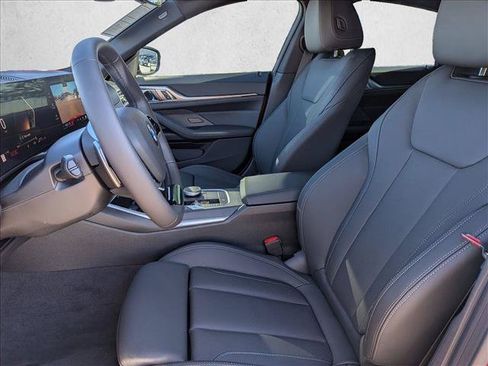 Used 2026 BMW 430i w/ Premium Package RWD image 4