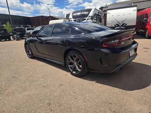 Used 2019 Dodge Charger R/T RWD image 8