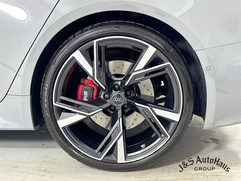 Used 2022 Audi RS 6 w/ Carbon Optic Package AWD/4WD image 41