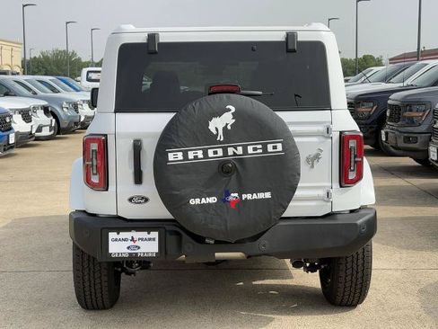 New 2026 Ford Bronco Outer Banks AWD/4WD image 32