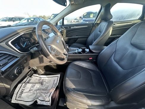 Used 2016 Ford Fusion Titanium image 12