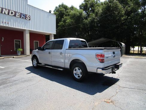Used 2014 Ford F150 XLT RWD image 2