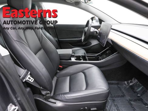 Used 2020 Tesla Model 3 Long Range image 21