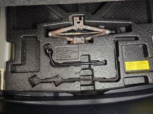 Used 2014 Toyota Camry SE FWD image 38