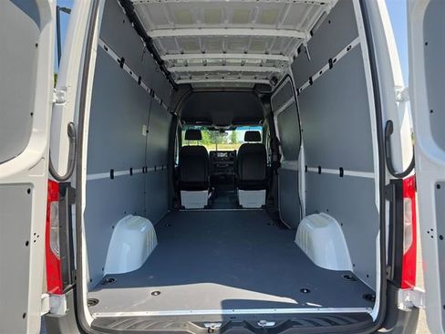 New 2025 Mercedes-Benz Sprinter 2500 image 6