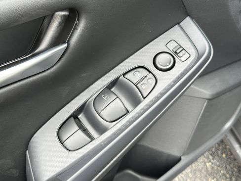 Used 2025 Nissan Sentra SV image 23