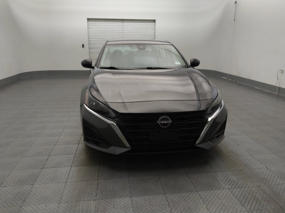 Used 2024 Nissan Altima 2.5 S FWD image 14
