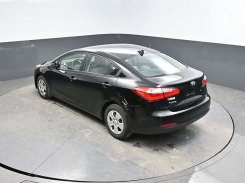 Used 2015 Kia Forte LX image 31