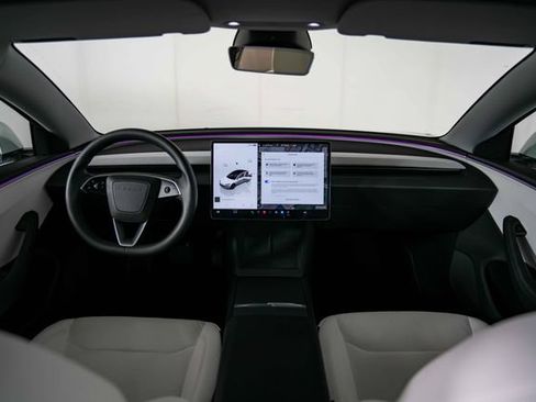 Used 2025 Tesla Model 3 RWD image 16