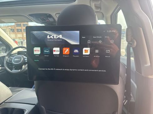 New 2026 Kia Carnival SX Prestige FWD image 17