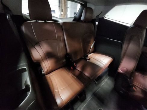 Used 2019 Buick Enclave Avenir image 18