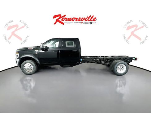 New 2026 RAM 5500 Tradesman w/ Chrome Appearance Group image 4
