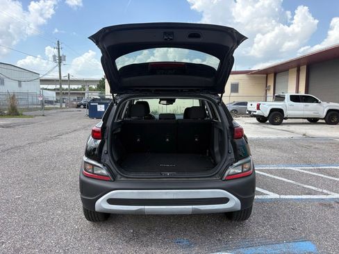 Used 2023 Hyundai Kona SEL w/ Convenience Package FWD image 13