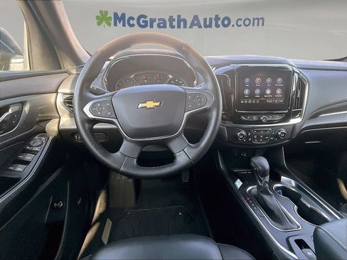 Used 2023 Chevrolet Traverse LT w/ LT Premium Package AWD/4WD image 10