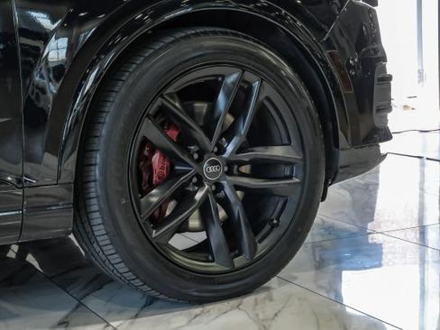 Used 2017 Audi Q7 3.0T Prestige w/ Prestige Package AWD/4WD image 73