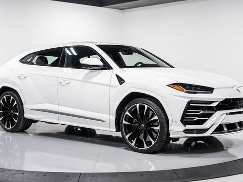 Used 2021 Lamborghini Urus image 47