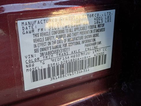 Used 2025 Nissan Sentra SV image 32