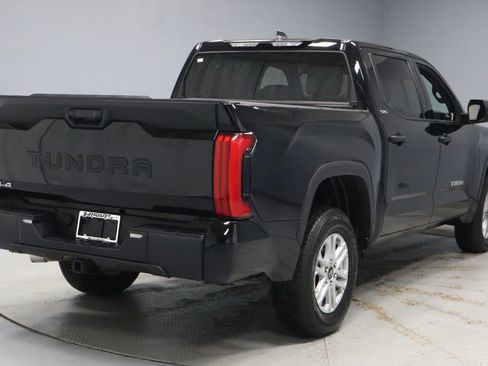 Used 2025 Toyota Tundra SR5 AWD/4WD image 11