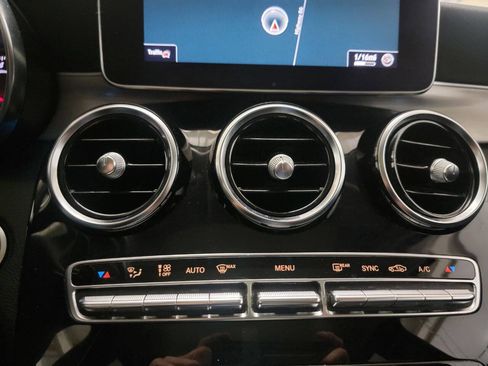 Used 2017 Mercedes-Benz GLC 300 4MATIC image 42