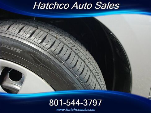 Used 2011 MAZDA MAZDA3 i Sport FWD image 13