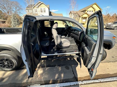 Used 2022 Toyota Tacoma SR5 image 14