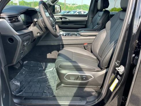 New 2026 Jeep Grand Wagoneer Limited AWD/4WD image 26