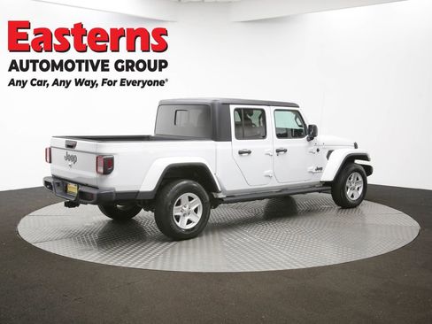 Used 2023 Jeep Gladiator Sport image 42
