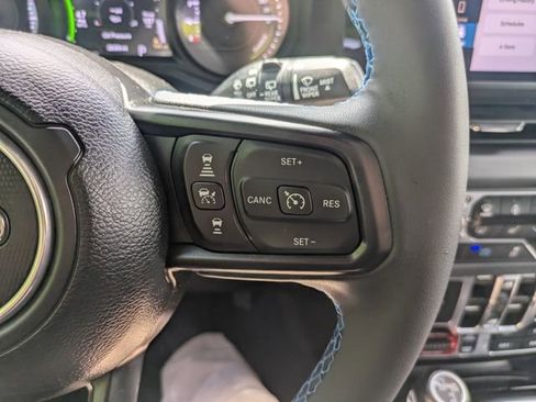 Used 2024 Jeep Wrangler Unlimited Rubicon 4xe AWD/4WD image 23