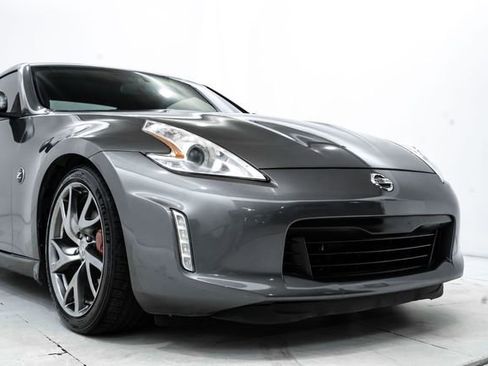 Used 2014 Nissan 370Z Touring w/ Sport Package image 13