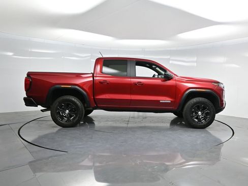 Used 2024 GMC Canyon Elevation image 34