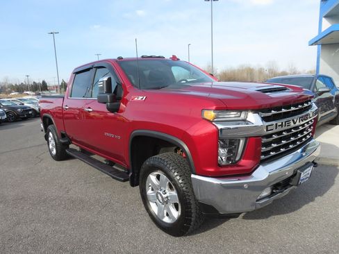 Used 2020 Chevrolet Silverado 2500 LTZ w/ LTZ Premium Package AWD/4WD image 2