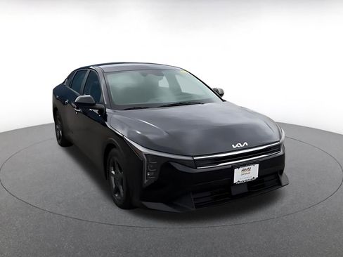 Used 2025 Kia K4 LXS image 3