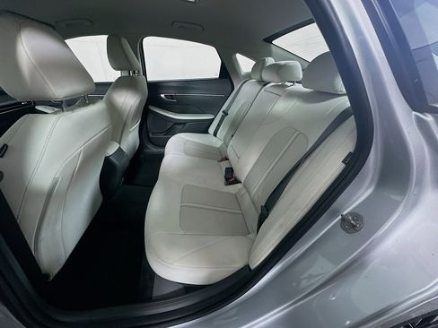 Used 2024 Hyundai Sonata SEL FWD image 29