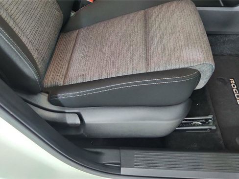 Certified 2023 Nissan Rogue SV image 26