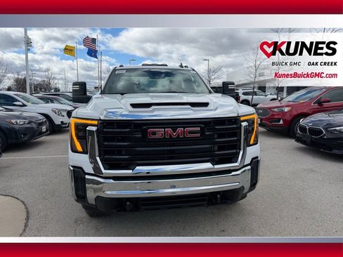 New 2026 GMC Sierra 2500 Pro w/ 1SA Pro Safety Plus Package image 3