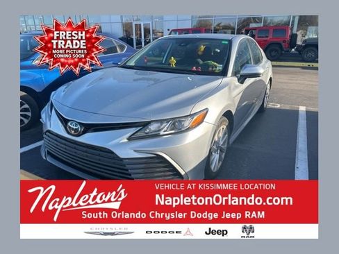 Used 2023 Toyota Camry LE image 1