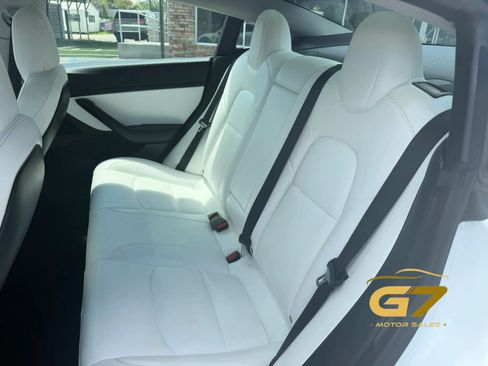 Used 2020 Tesla Model 3 Standard Range Plus RWD image 16