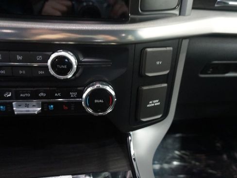 Used 2024 Ford F150 Lariat w/ Equipment Group 502A High image 11