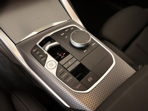 New 2026 BMW 430i xDrive w/ M Sport Package image 9