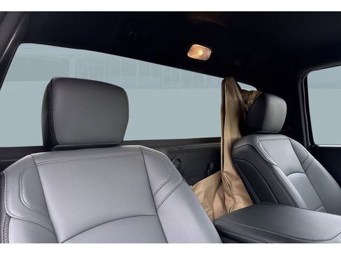 New 2026 RAM 4500 Tradesman w/ Chrome Appearance Group image 19