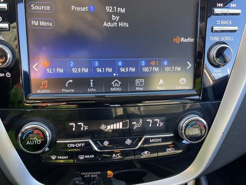 Used 2015 Nissan Murano Platinum image 18