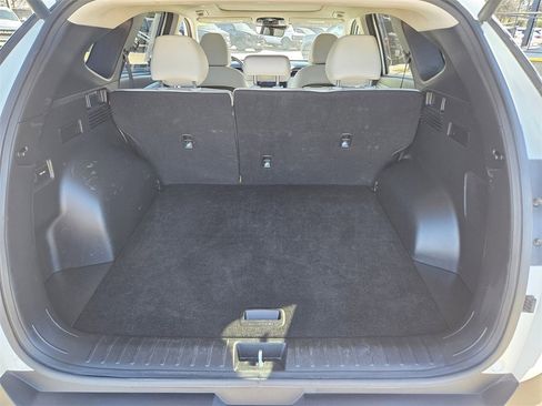 Used 2024 Hyundai Tucson Limited image 25